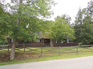 543 Pinecrest Dr, Huntington, WV 25705