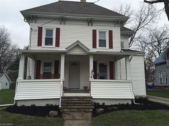 3rd image of 213 Courtland St