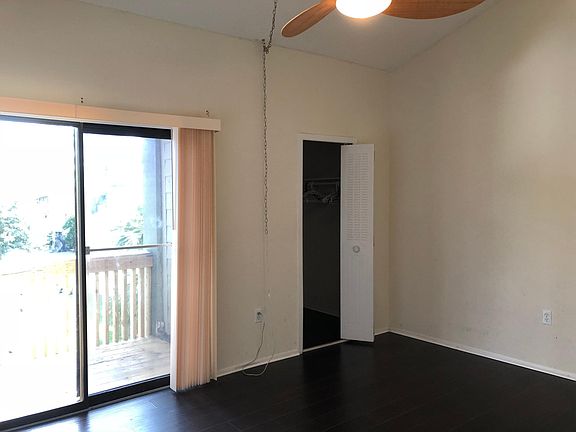 3rd image of 140 Scottsdale Sq #140