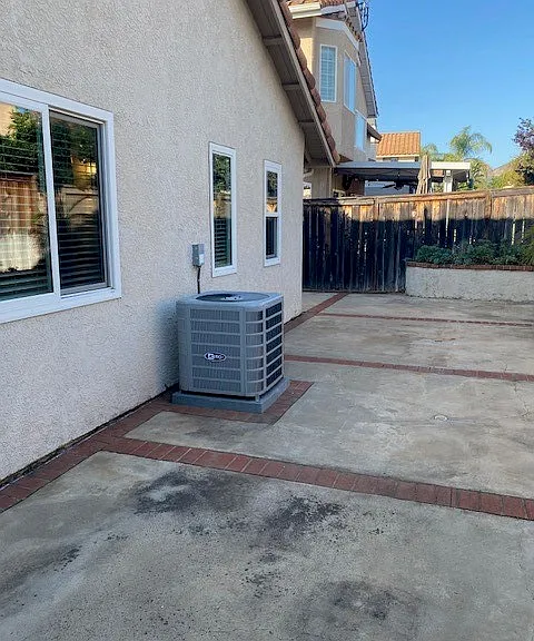 12 Firethorn — Photo 19