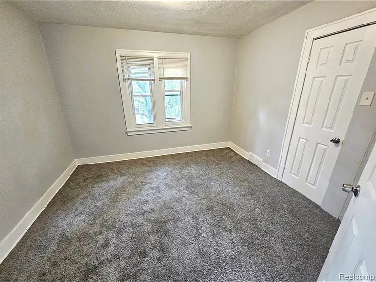 15041 Cruse St #2 — Photo 2