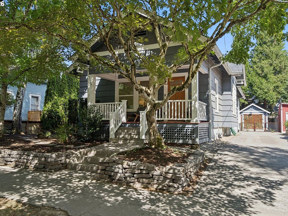 1st image of 1435 SE Claybourne St