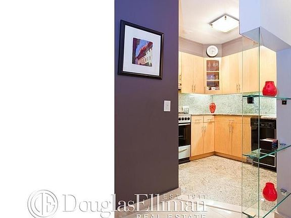 4th image of 116 South St #C-p