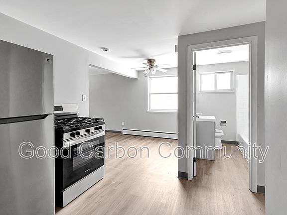 4th image of 5450 Creekside Ct APT A