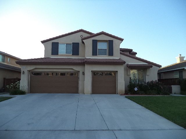 1st image of 27716 Fairmont Dr