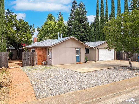 3rd image of 1738 Lazelle Ct