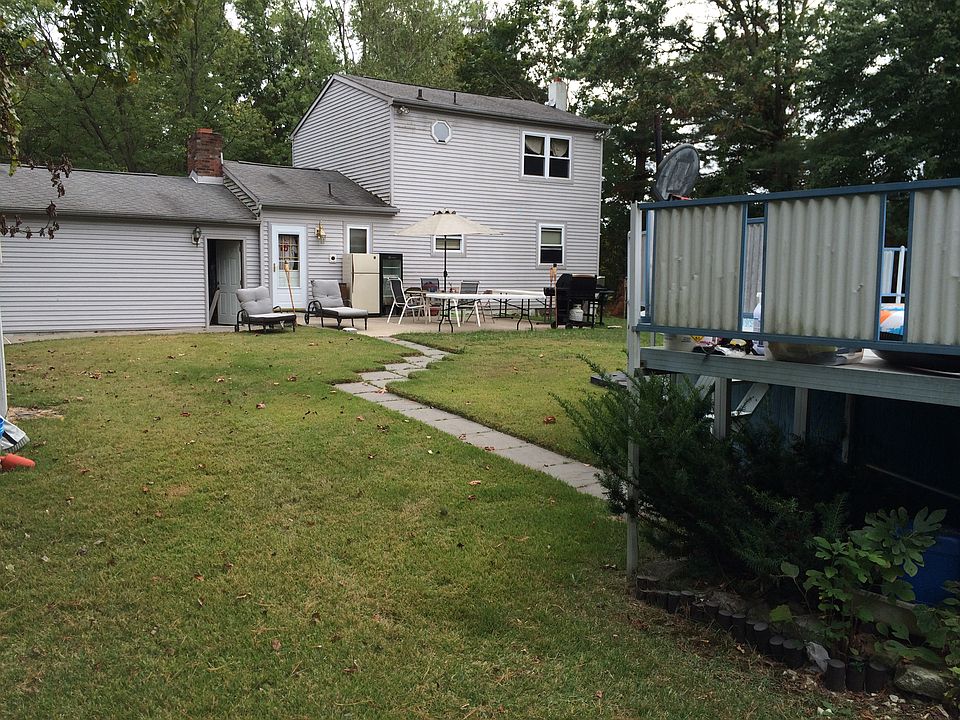 2nd image of 2297 Ellwood Ave