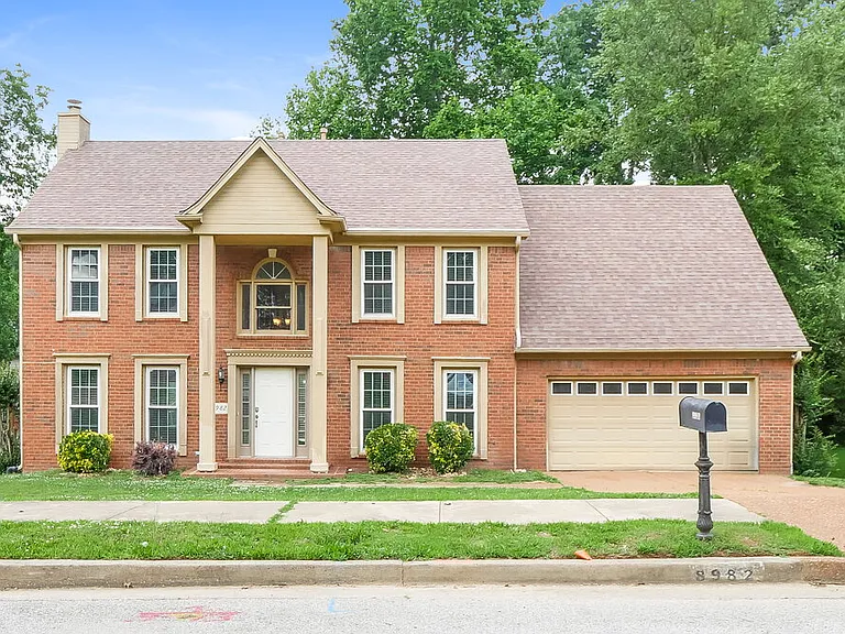 8982 Carrollwood Ln E — Photo 1