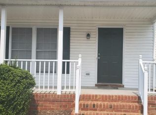 1117 Settlers Landing Dr, Tappahannock, VA 22560