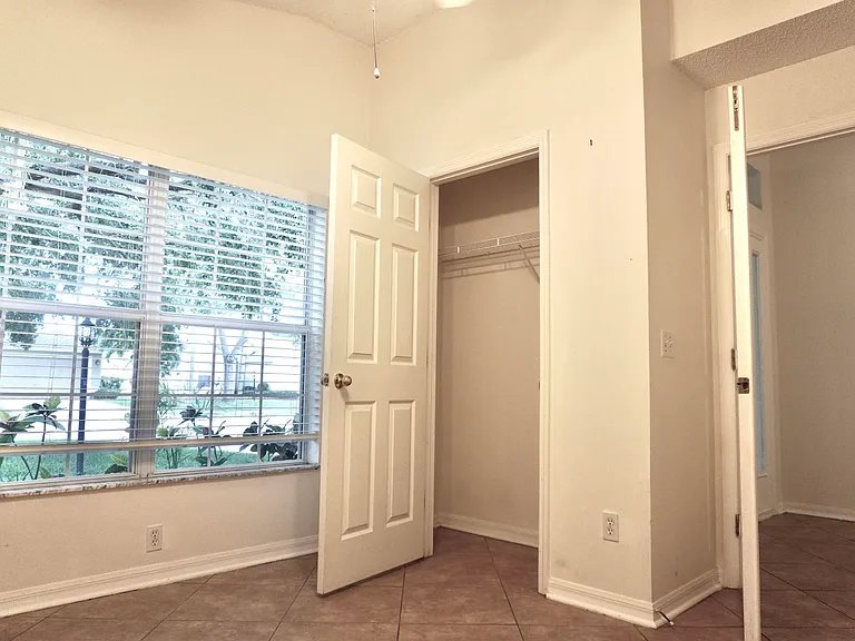 3817 La Flor Dr — Photo 7