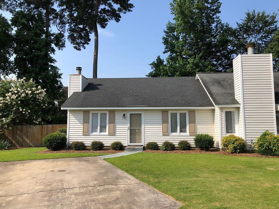 1st image of 2108 Tiffany Dr