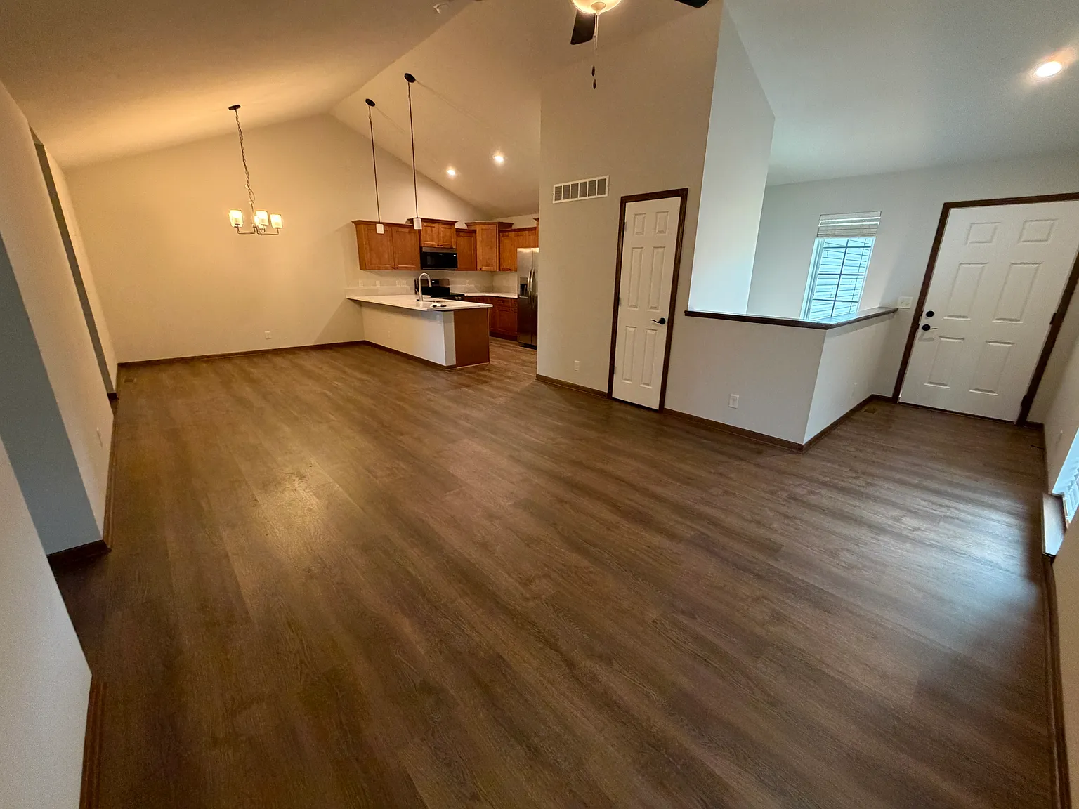 3 bed, 2130 sqft, $2,295 — Photo 1