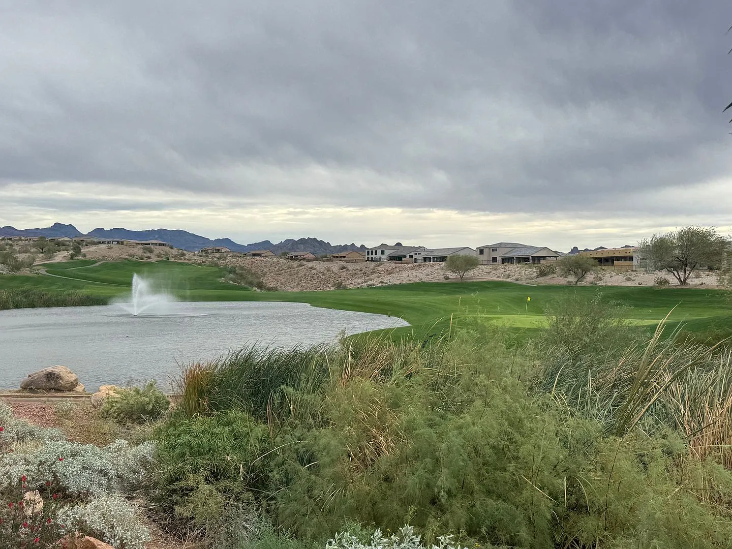 3 BR Laughlin Ranch Golf Estate Great Views!Fully furnished/ Bullhead Parkway Available 6-1-2026 — Photo 2