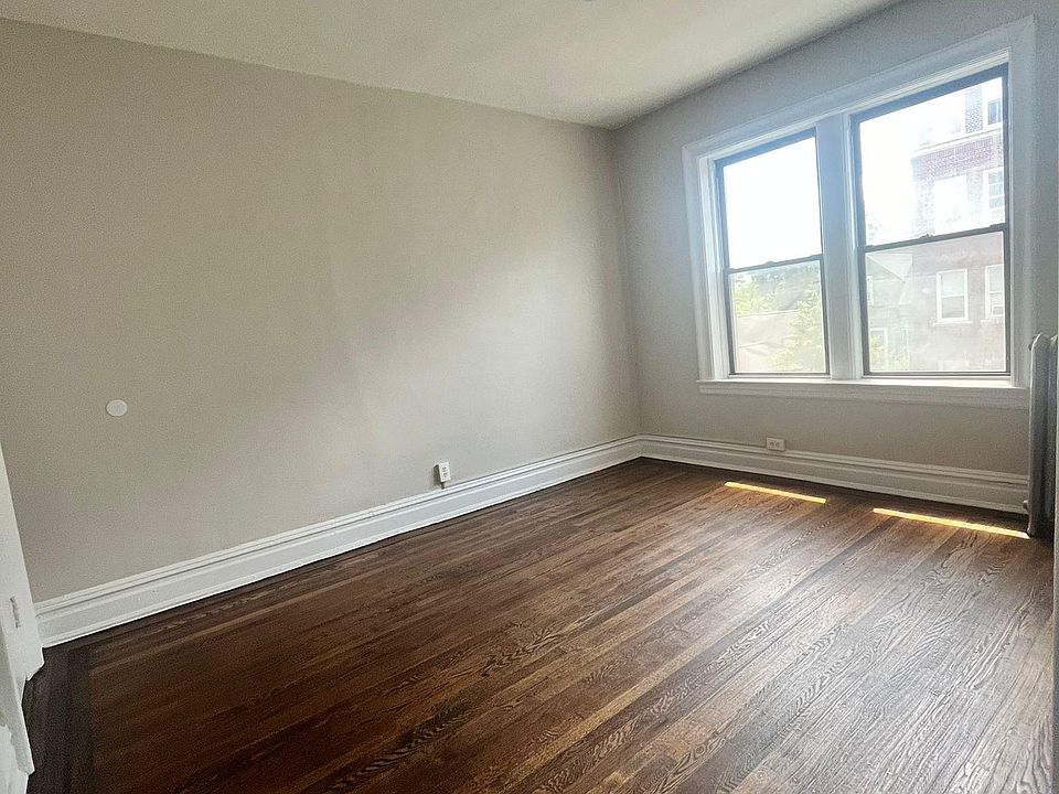 2nd image of 20 Kensington Ave #3