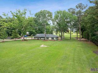 17626 Blackwater Rd, Zachary, LA 70791