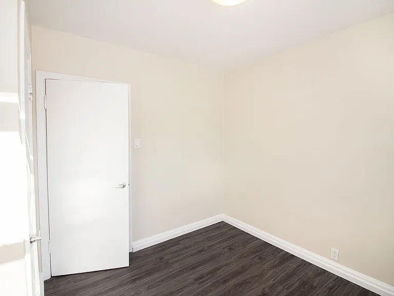 315 Marion St #7 — Photo 16