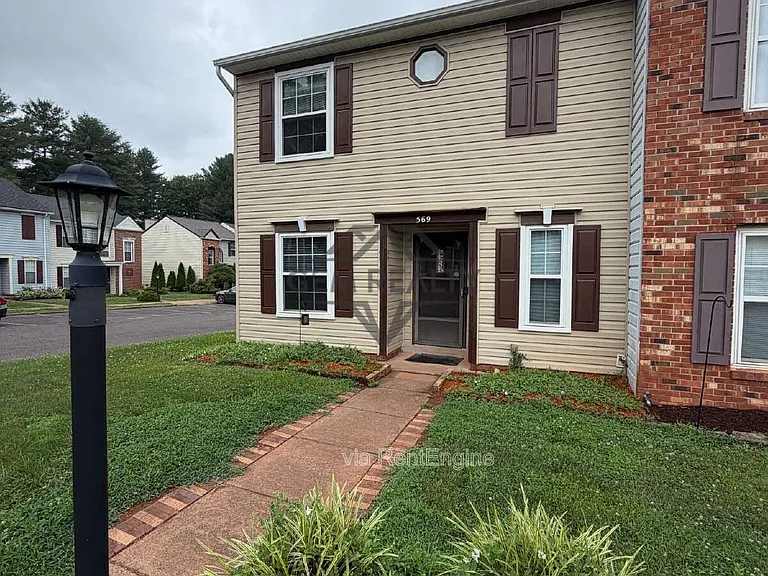569 Cromwell Ct — Photo 37
