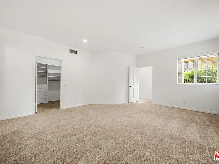 4144 Colfax Ave — Photo 39