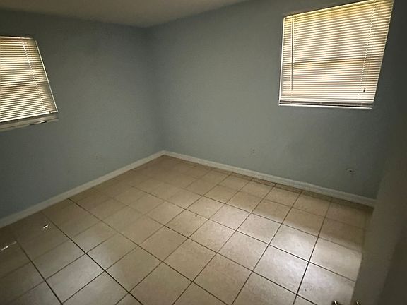 5th image of 607 S Grady Ave