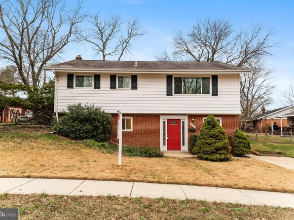 6029 Ladd Rd, Suitland, MD 20746