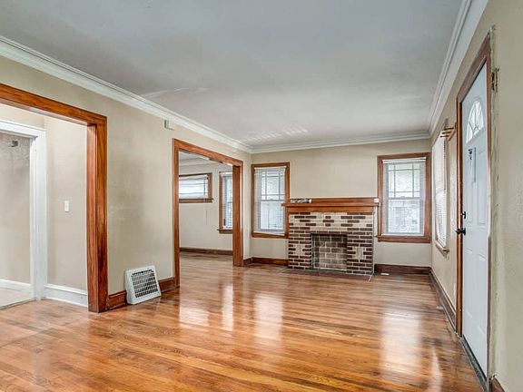 4th image of 5341 Euclid Ave