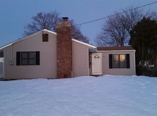 99 W 19th St, Deer Park, NY 11729