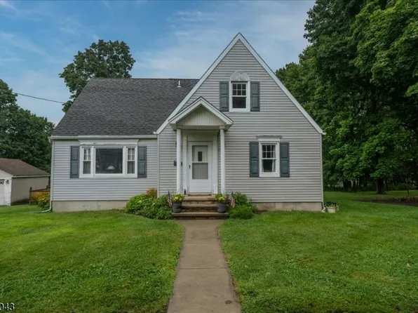 7 Ridgewood Rd, Franklin Boro, NJ 07416
