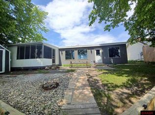612 Doran Dr, Madison Lake, MN 56063
