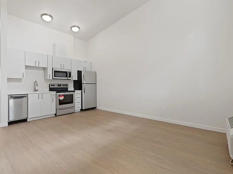 Duke Henry Flats — Photo 27