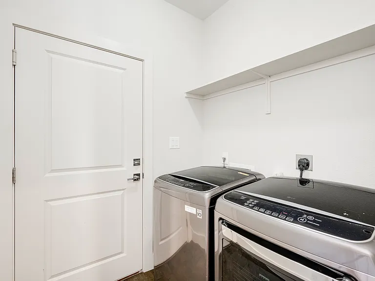 1412 Perez St #1 — Photo 25