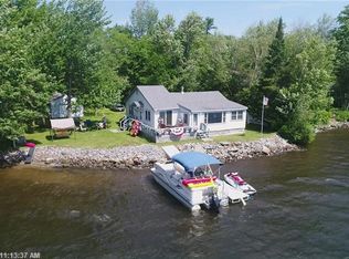 75 Mallard Ln, Winthrop, ME 04364