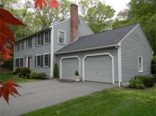 3 Beechwood Dr, South Walpole, MA 02071