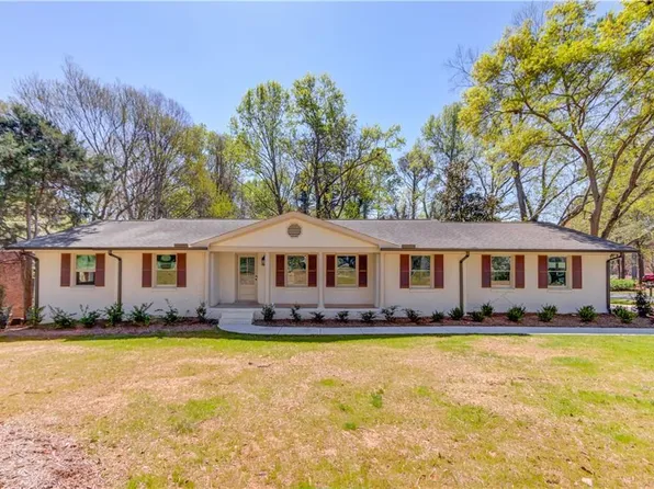 2708 Kensington Dr, Duluth, GA 30096