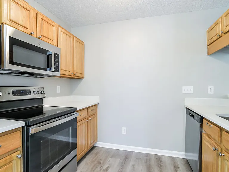 4148 Canyon Creek Ln — Photo 7
