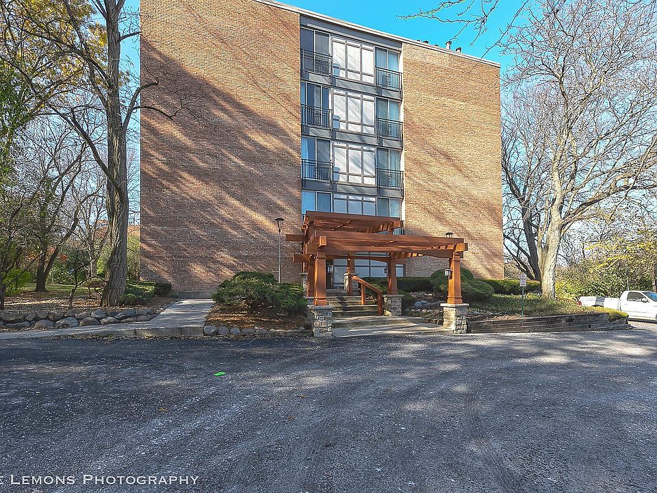 1st image of 5810 Oakwood Dr Unit 1J