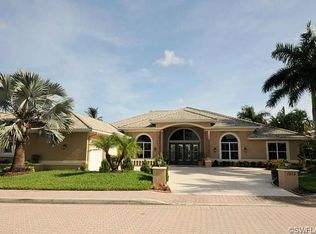 1519 Hermitage Ln, Cape Coral, FL 33914