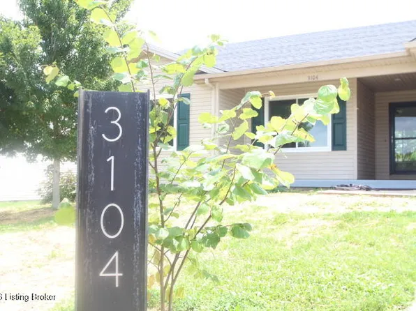 3104 Fawn Leap Dr, Lawrenceburg, KY 40342