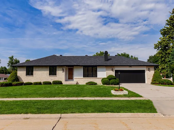 2210 NW 5th St, Ankeny, IA 50023