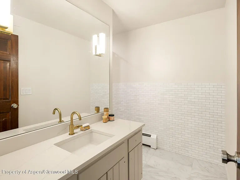 1036 Red Mountain Rd — Photo 14