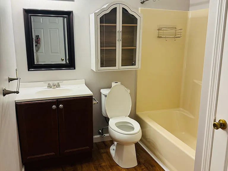 200 Woodlawn Ave #315 — Photo 9