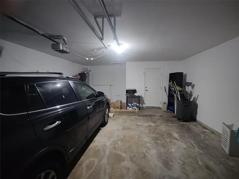 2715 Ashington Dr — Photo 37