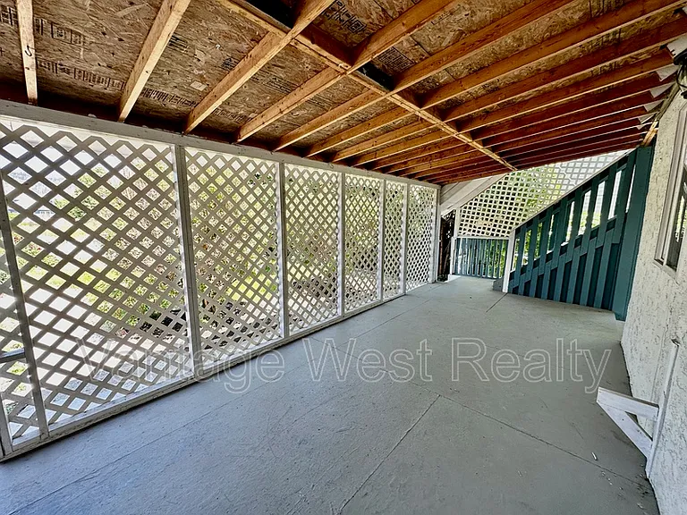 840 Bernard Ave — Photo 18