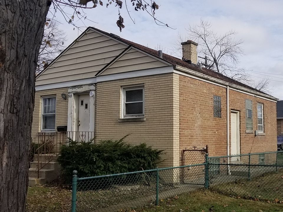 2nd image of 1503 Elmwood Ave