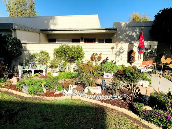 956 Calle Aragon #F, Laguna Woods, CA 92637