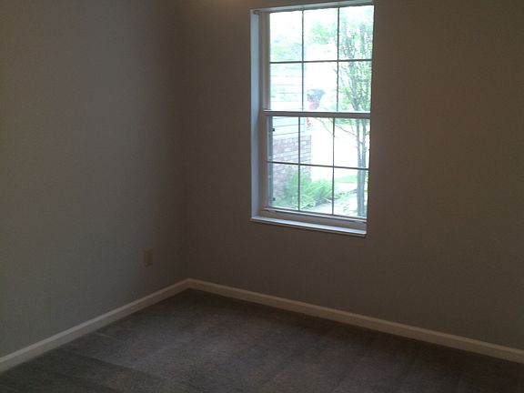 5th image of 7732 Eyford Ln