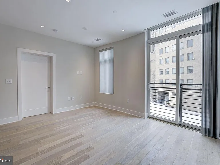 1745 N 302nd #302 — Photo 11