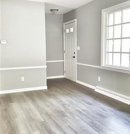 2nd image of 2655 Bradford Dr