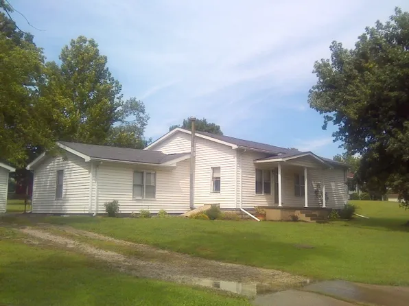 810 S Chestnut St, Nevada, MO 64772
