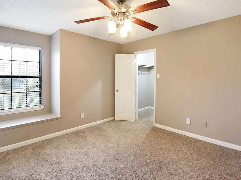 Fiona Apartment Homes — Photo 10