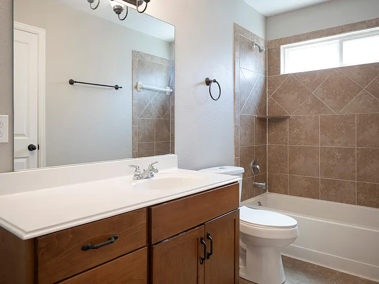 4210 Darter St — Photo 10